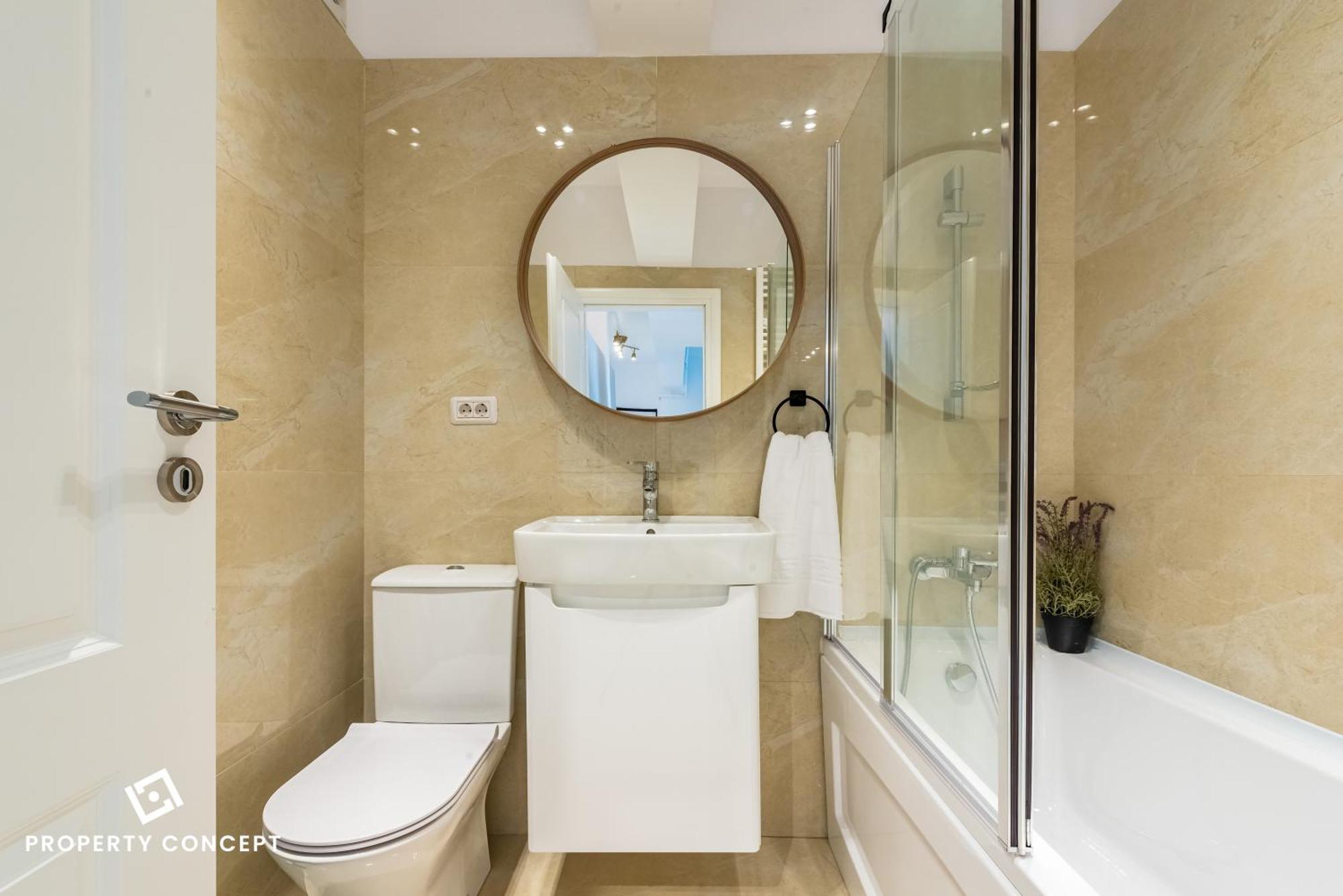 Apartment Spacious 1006 Bucharest